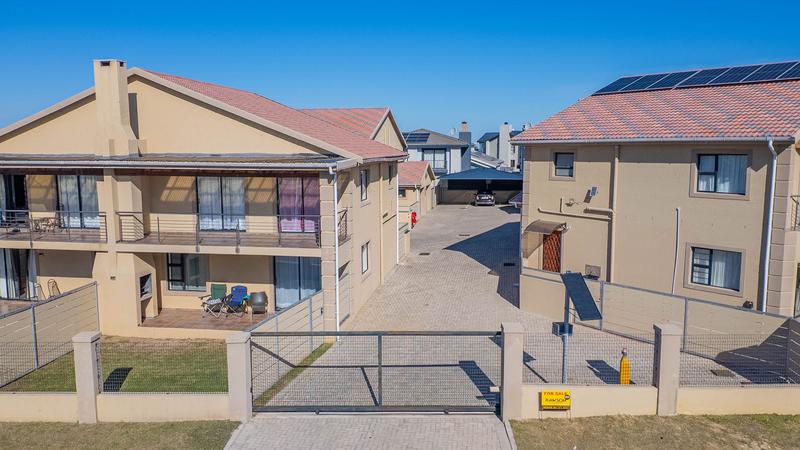 3 Bedroom Property for Sale in Heiderand Western Cape